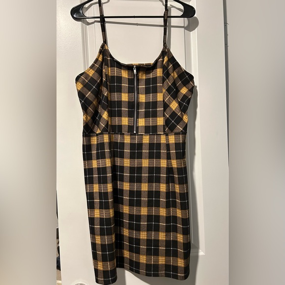 Plaid dress ⚡️ - Picture 3 of 3